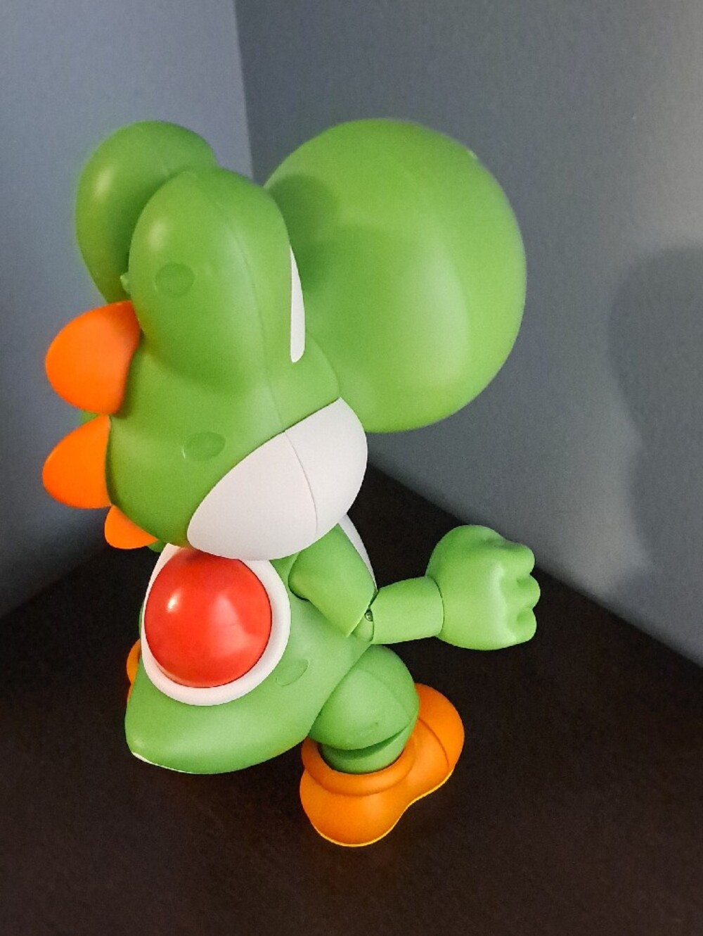 Yoshi Figure - Picture 3 of 4